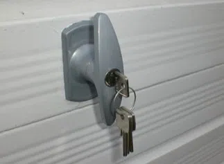 Lock Key Store Sarasota, FL 941-677-7274 - 9-Garage-Door-Locks